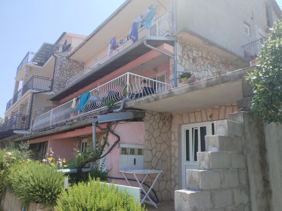 Apartments Piko2 Jelsa  Extérieur photo